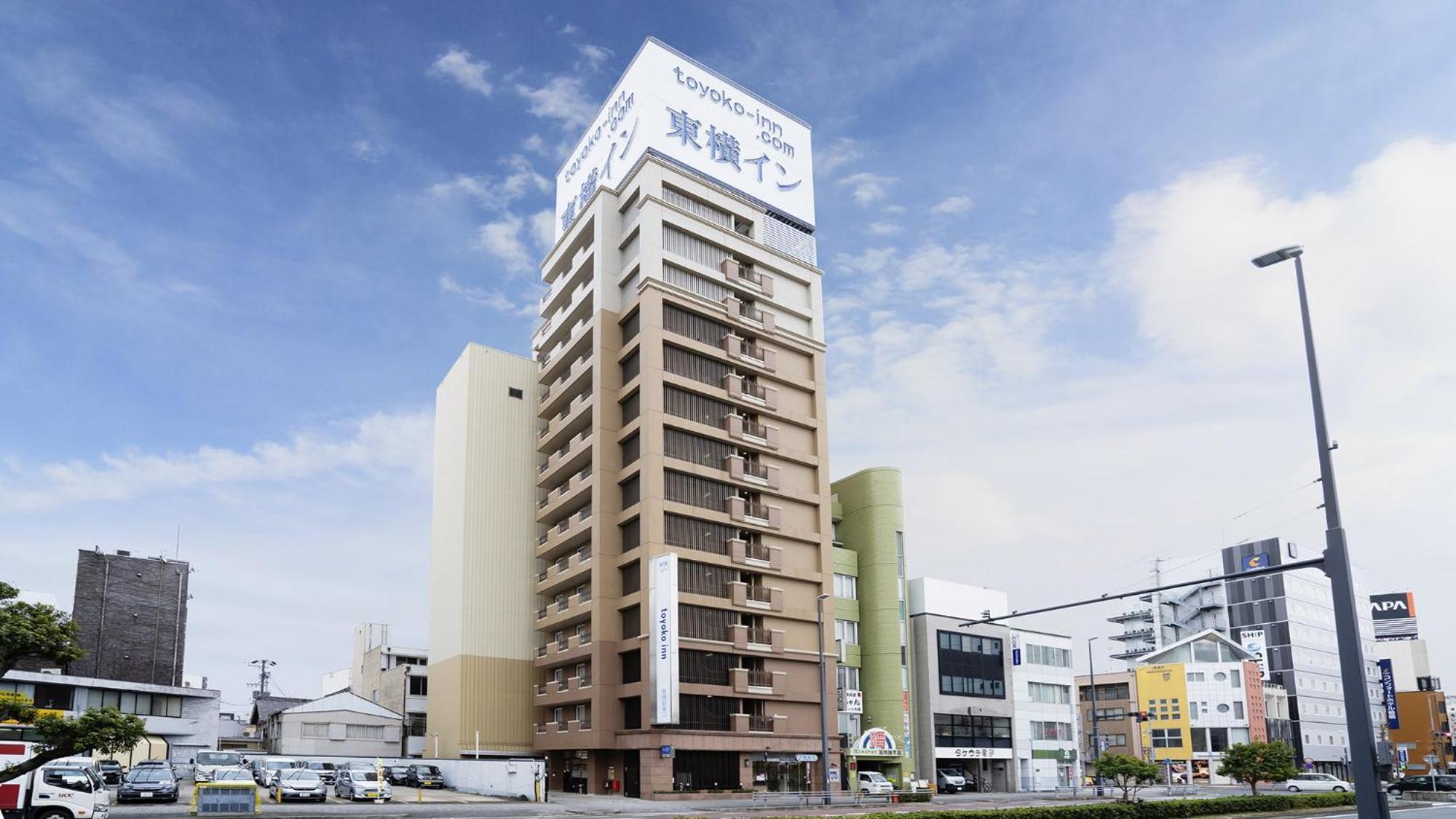 Toyoko Inn Toyohashi Eki Higashi Guchi Exterior foto