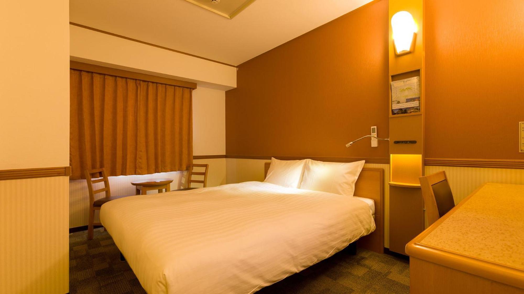 Toyoko Inn Toyohashi Eki Higashi Guchi Habitación foto